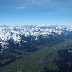 Flugwegposition um 12:08:48: Aufgenommen in der Nähe von Gemeinde Radstadt, Österreich in 2672 Meter